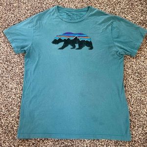 Patagonia Mens Medium Slim Fit Organic Cotton Blue Short Sleeve Tshirt Bear